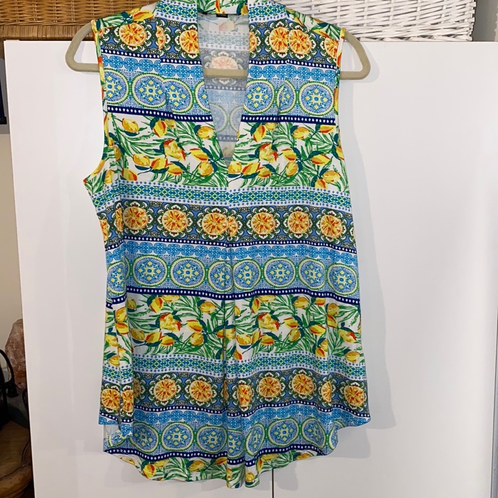 Cute summer shirt lemons slices blues greens yellows